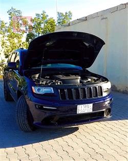 جیپ گراند شیرۆکی